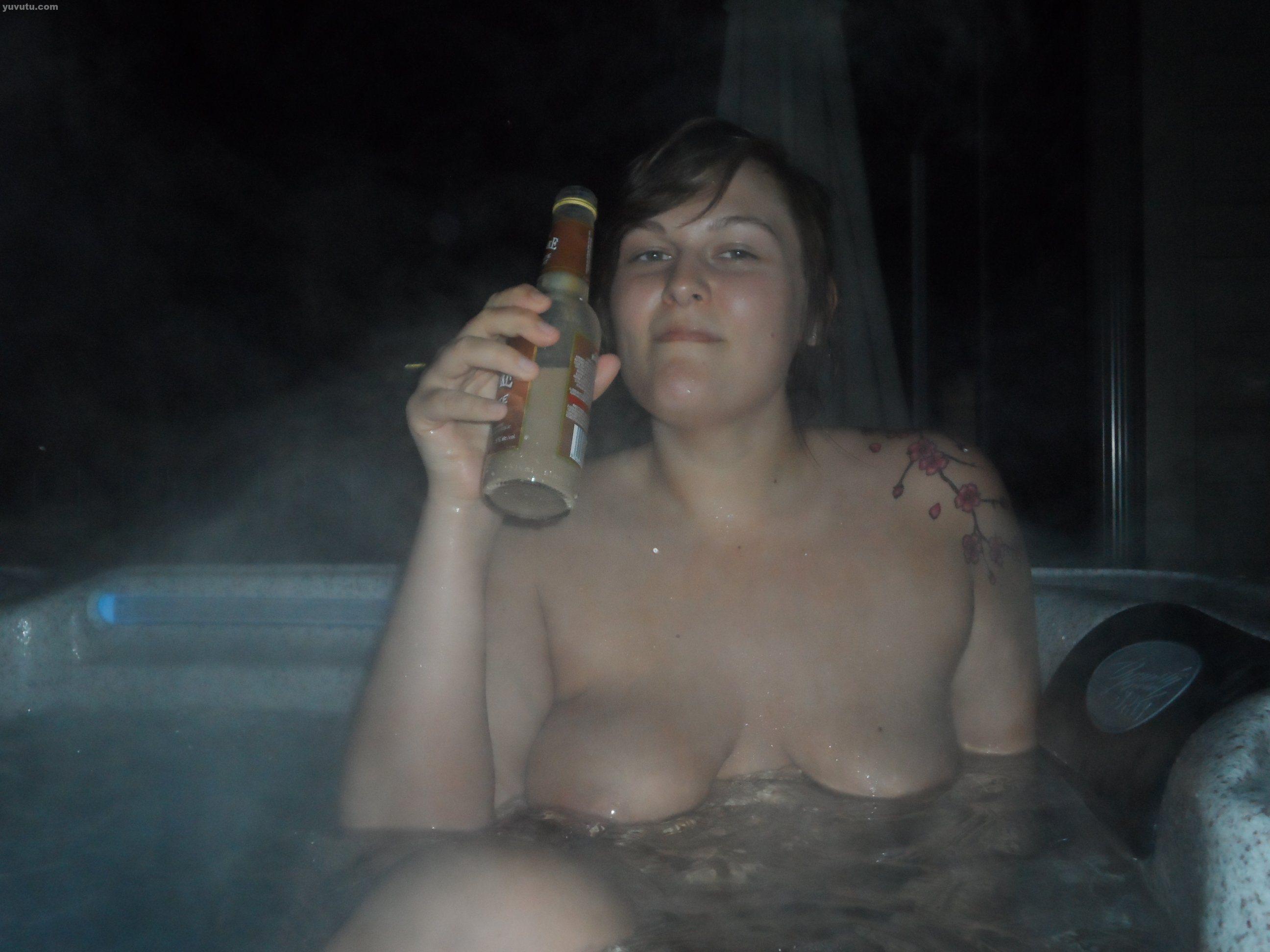 Amateur hot tub threesome image image