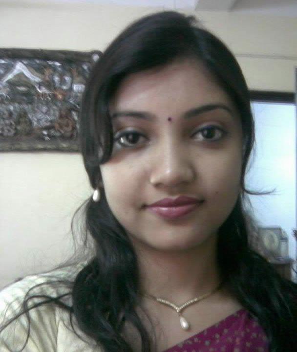 Abbot reccomend Beautiful indian college girl cleavage