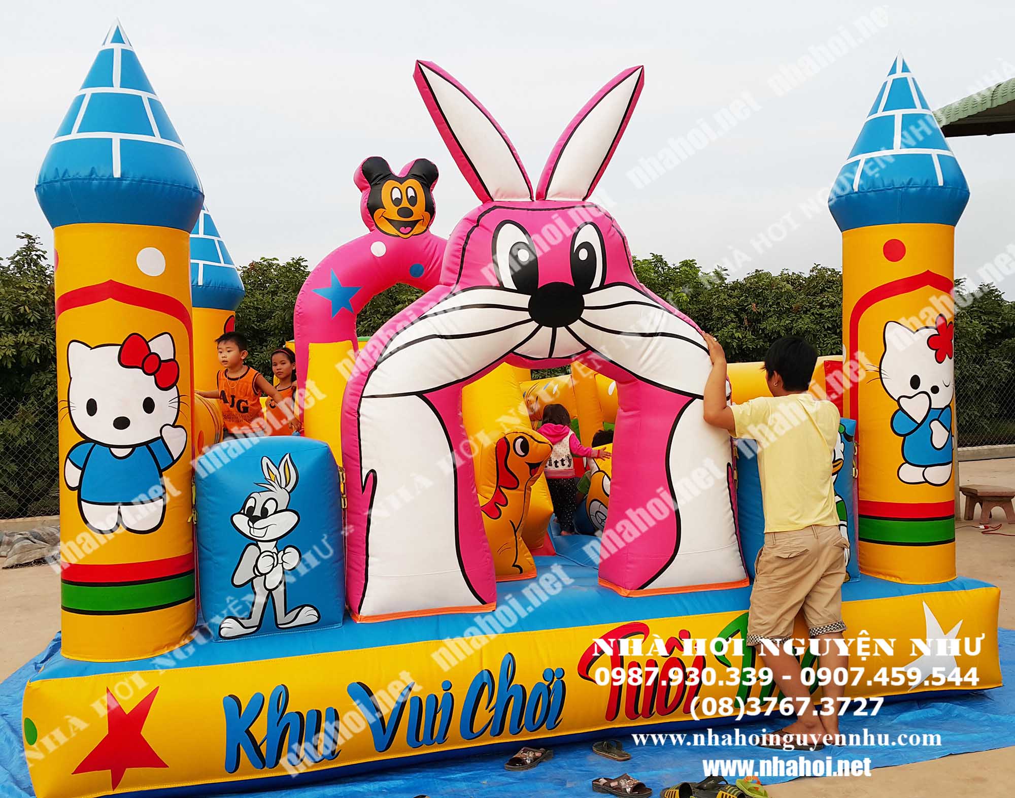 Bumble B. reccomend Bounce 4 fun inflatables las cruces