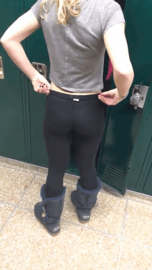 Young ass in leggings porn