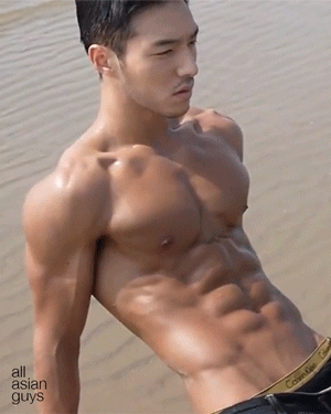 Hot Naked Chinese Guy