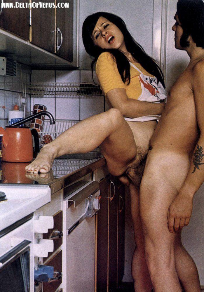 Nude kitchen