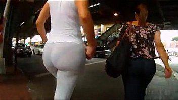 Latina yoga pants walking