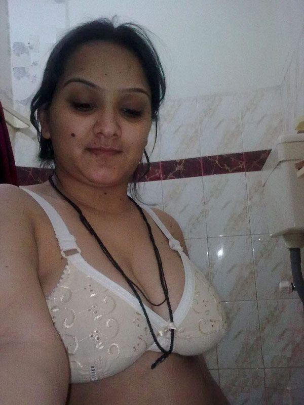 best of Boobs showing indian aunty