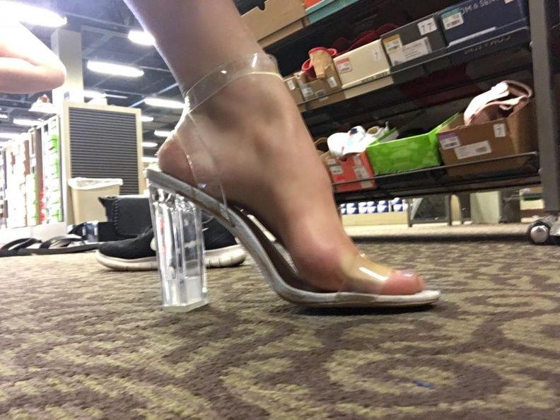 Twizzler reccomend feet clear heels