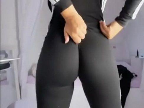 Perfect ass black yoga pants