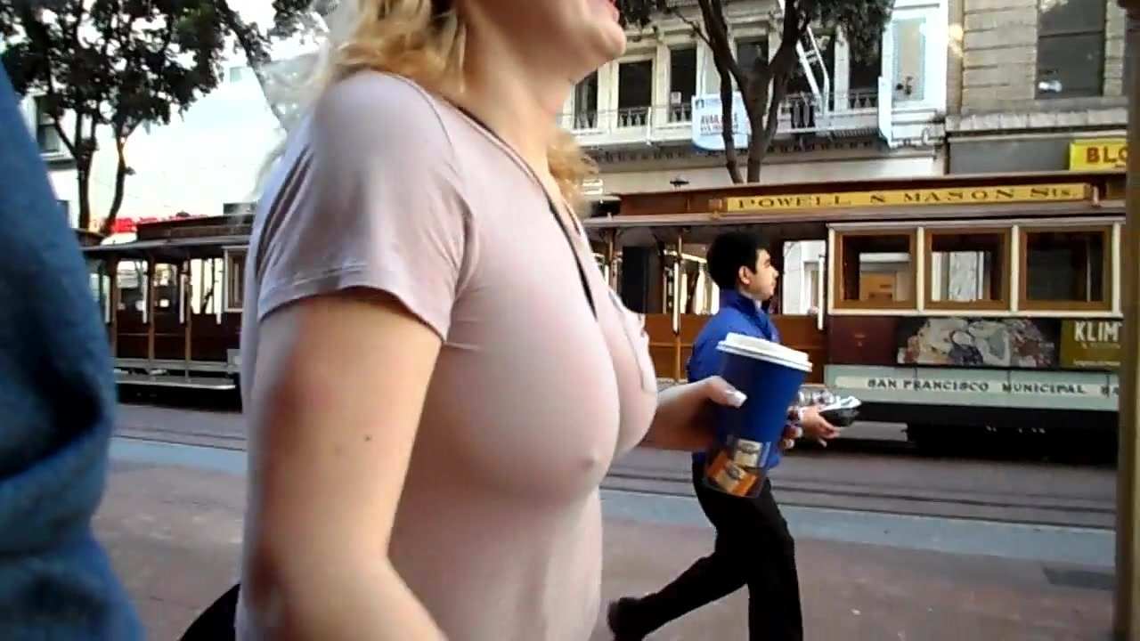 Major L. reccomend bootycruise braless slow motion version