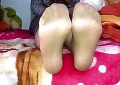 Crunchie reccomend goddess calipso feet size
