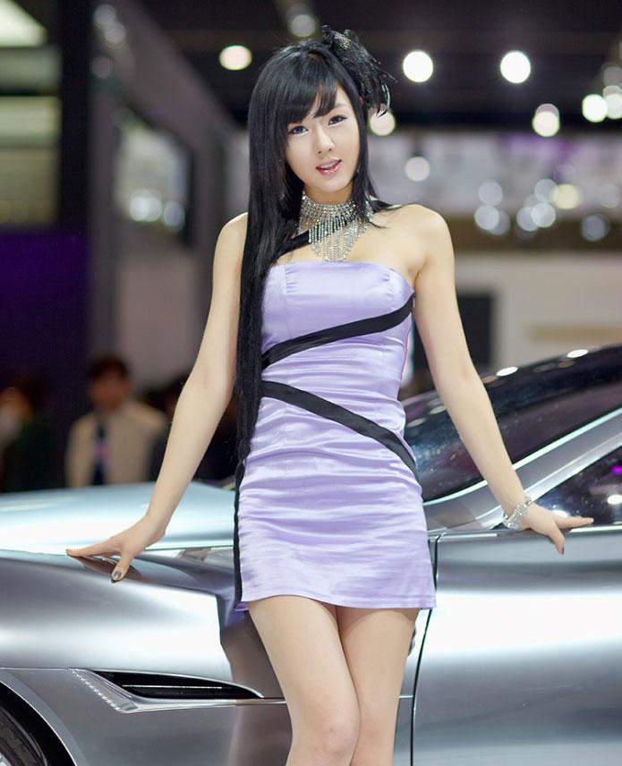 Asian car hot model show