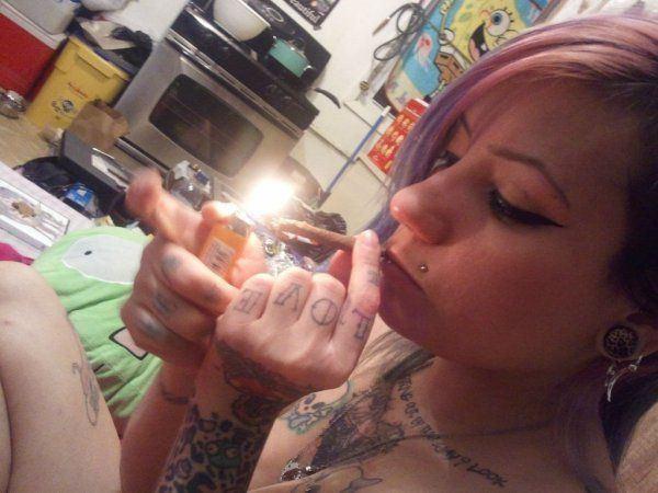 Mad D. recommendet nude Weed smoking sluts