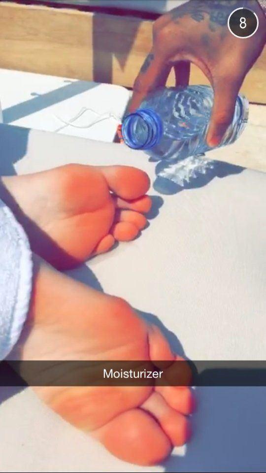 Airmail reccomend kylie jenner feet