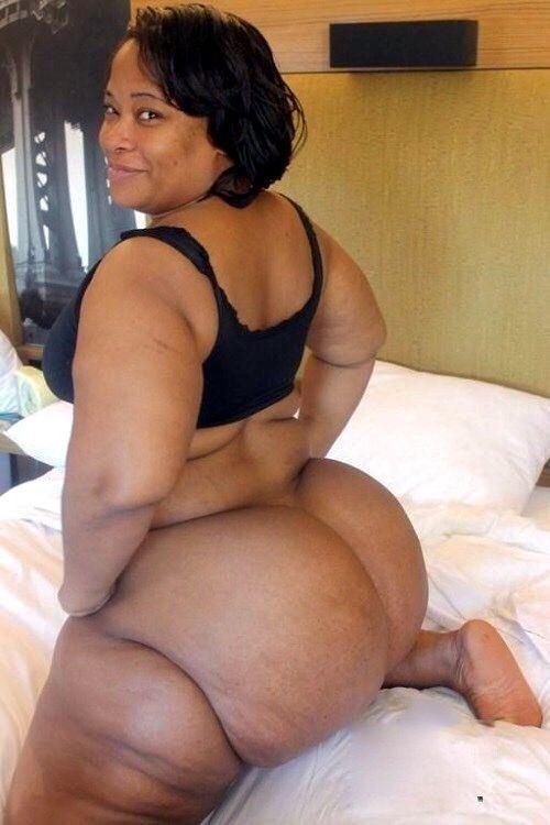 Black Naked Women Big Butts
